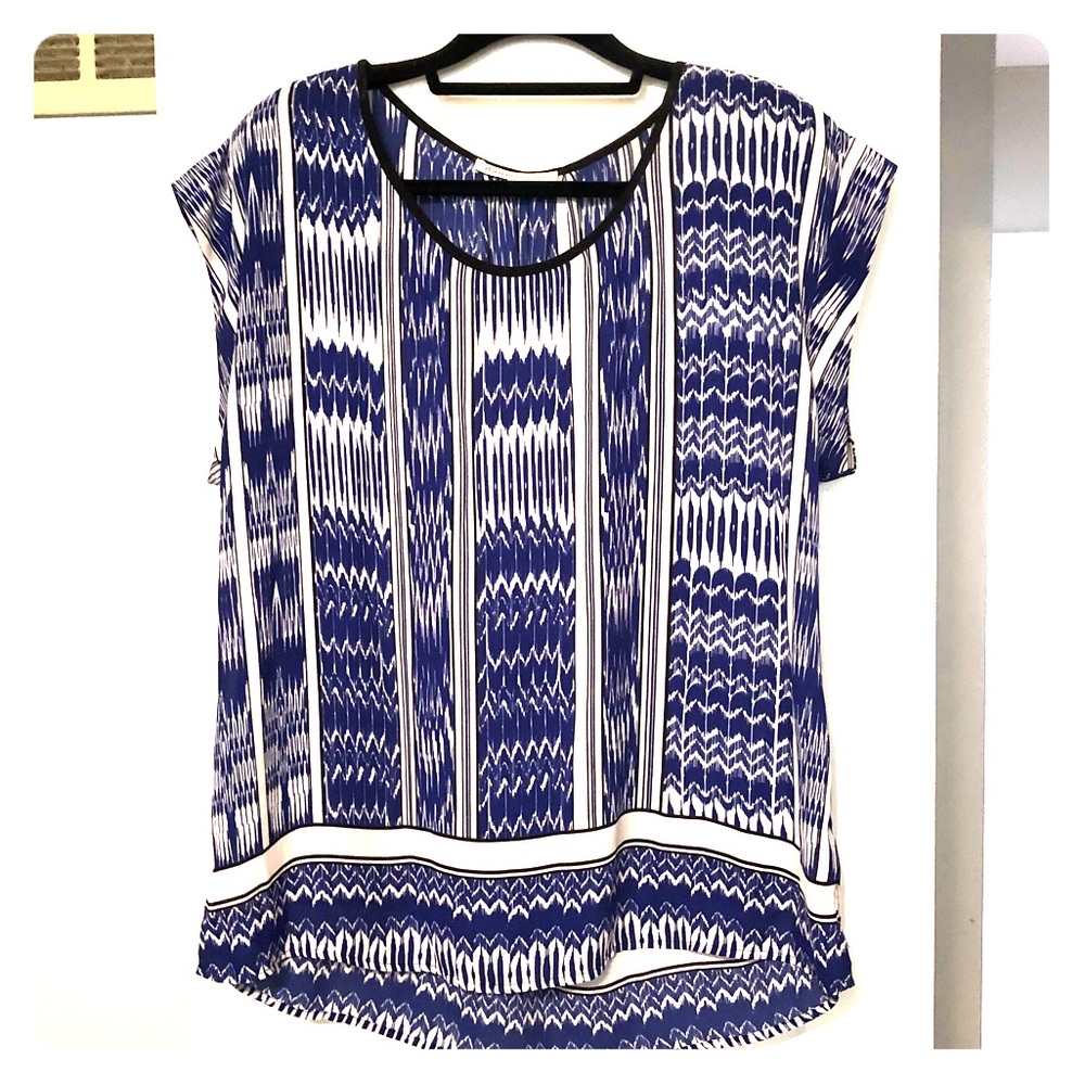 Blue and white short sleeve blouse